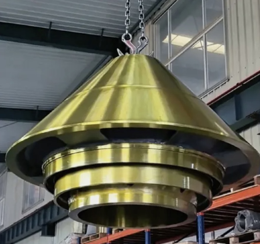 Steel casting products：Head, Main frame and adjust ring of cone crusher