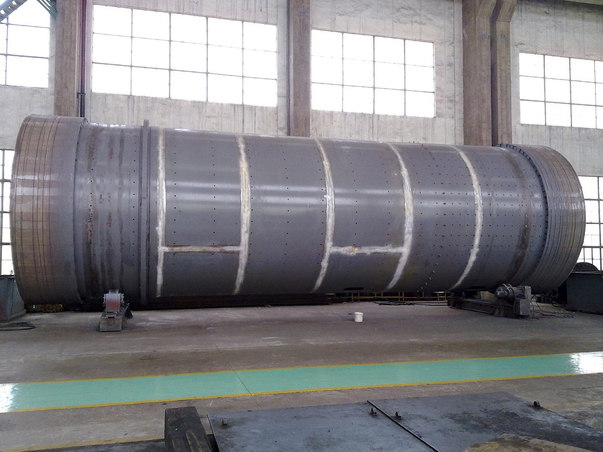 Welding Fabrication: Ball Mill Shell 